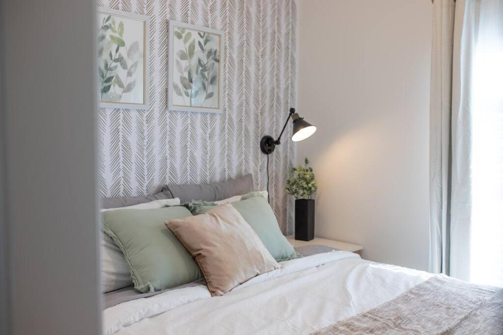 Holiday home Peaceful Tiny With Two Queens And Loft San Luis Obispo
